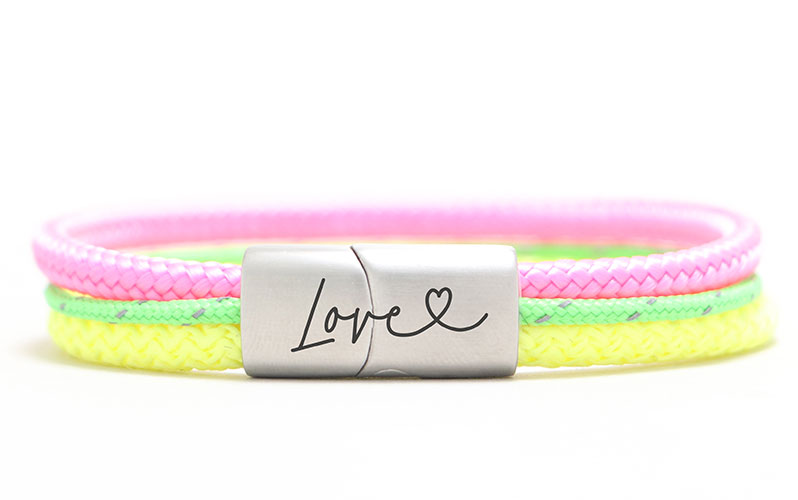 Segeltau Armband "Love" mit drei verschiedenen Bändern und eckigem Magnetverschluss 